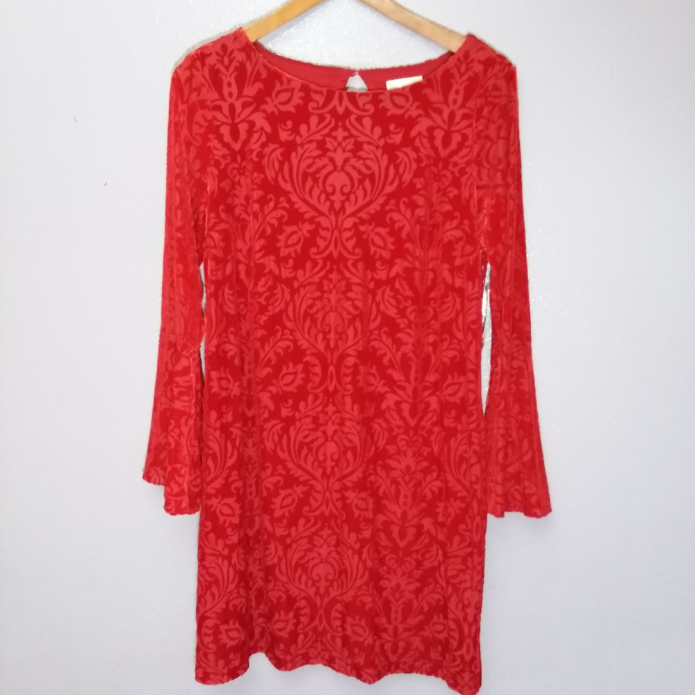 ECI Velvet Bell Sleeve Shift Cocktail Dress - Picture 5 of 8